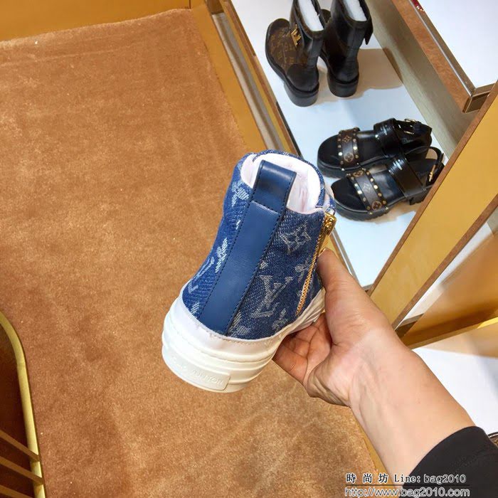 路易威登LV 2019爆款 LV經典Stellar 運動鞋 藍色Monogram牛仔布 高幫女休閒鞋  dsX2416
